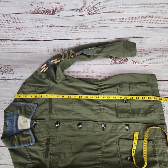 HEI Adventurer Womens Button Shirt Coat XS Button Embroider Studded Boho Indie - Picture 10 of 12